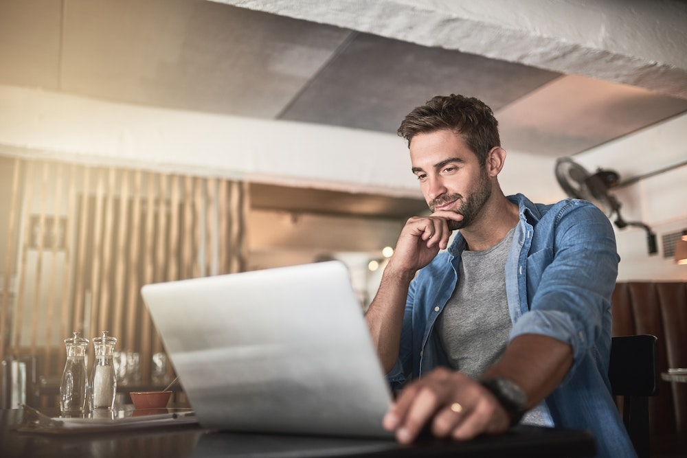 La création d'une franchise : un guide juridique approfondi pour les entrepreneurs