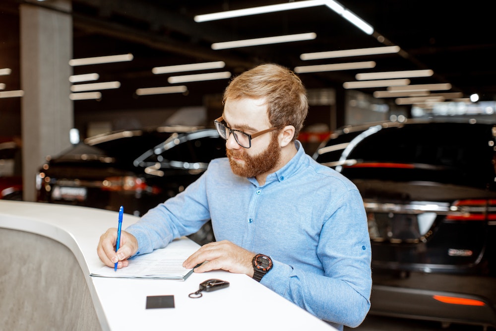 Démystifier le Contrat de Bail Commercial: Un Guide Complet