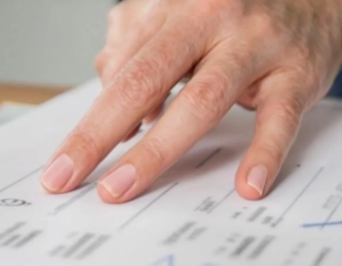 Fiscalité de l'assurance vie dans le cadre du PEA : comprendre les mécanismes des rachats